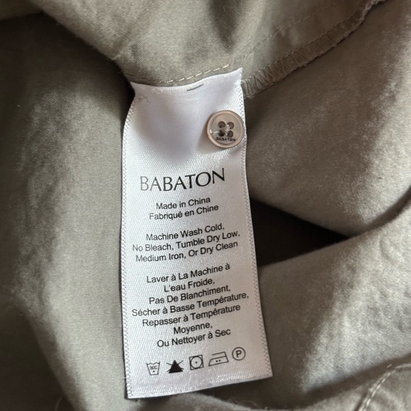 Babaton Aritzia Balloon Sleeve Blouse - Picture 3 of 3